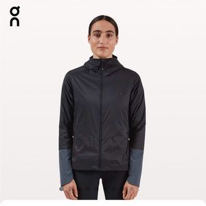 ON running insulator jacket women’s size large